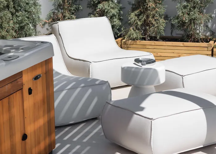 מלון 18 Grapes איוס פרוקופיוס