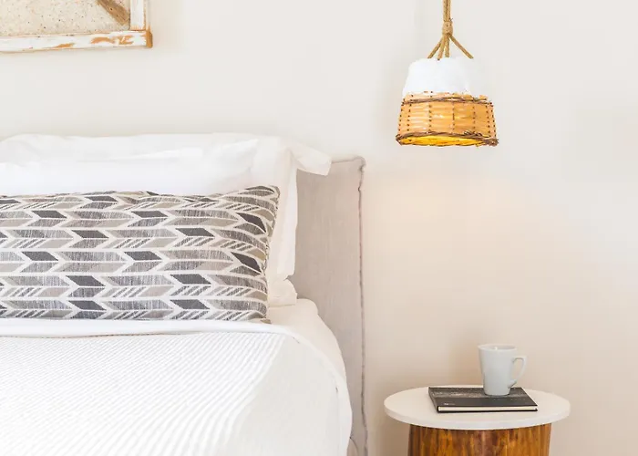 מלון 18 Grapes 5*