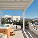18 Grapes Hotel 5*