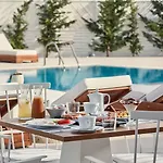 18 Grapes Hotel 5*