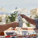 18 Grapes Hotel 5*