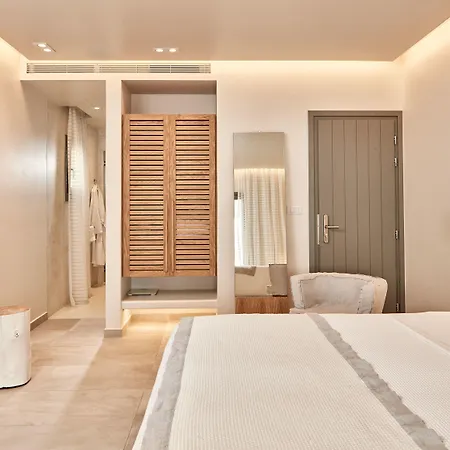 Hotel 18 Grapes 5*