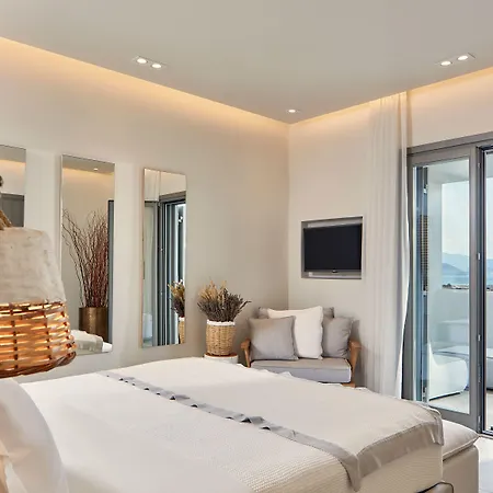 18 Grapes מלון 5*