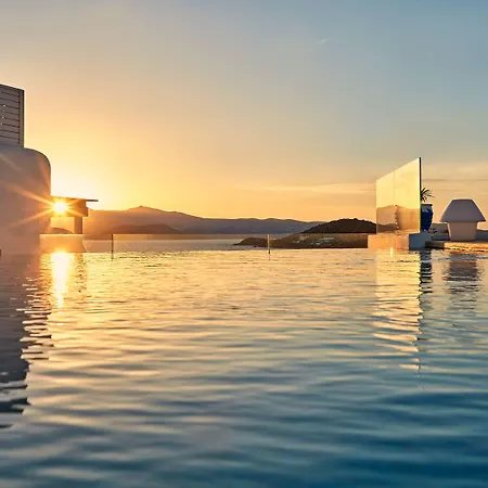 מלון 18 Grapes 5*