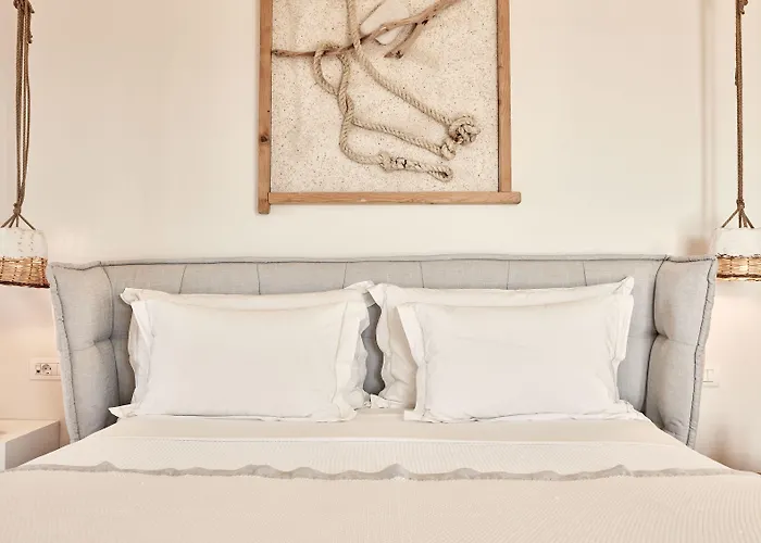 Отель 18 Grapes 5*