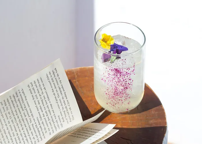 18 Grapes Agios Prokopios (Naxos)