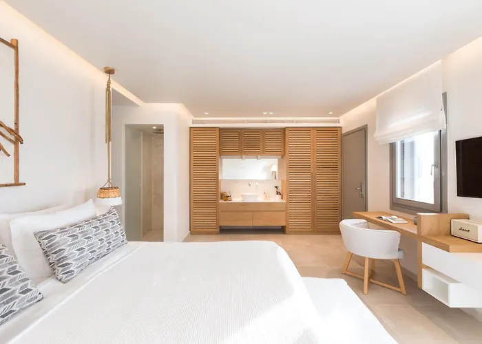 18 Grapes Hotel Agios Prokopios (Naxos)