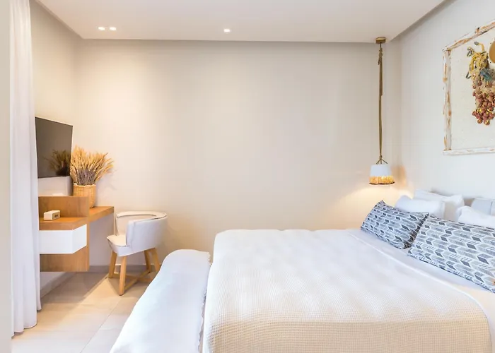 18 Grapes Отель 5*